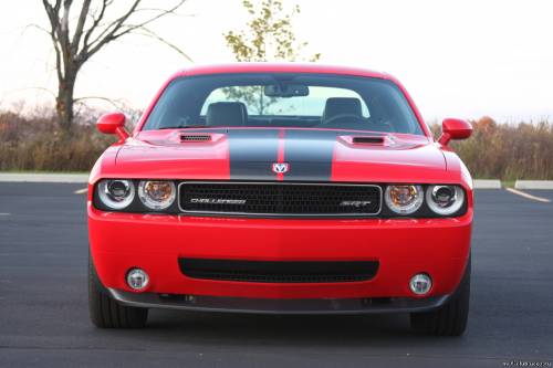 Dodge Challenger SRT8